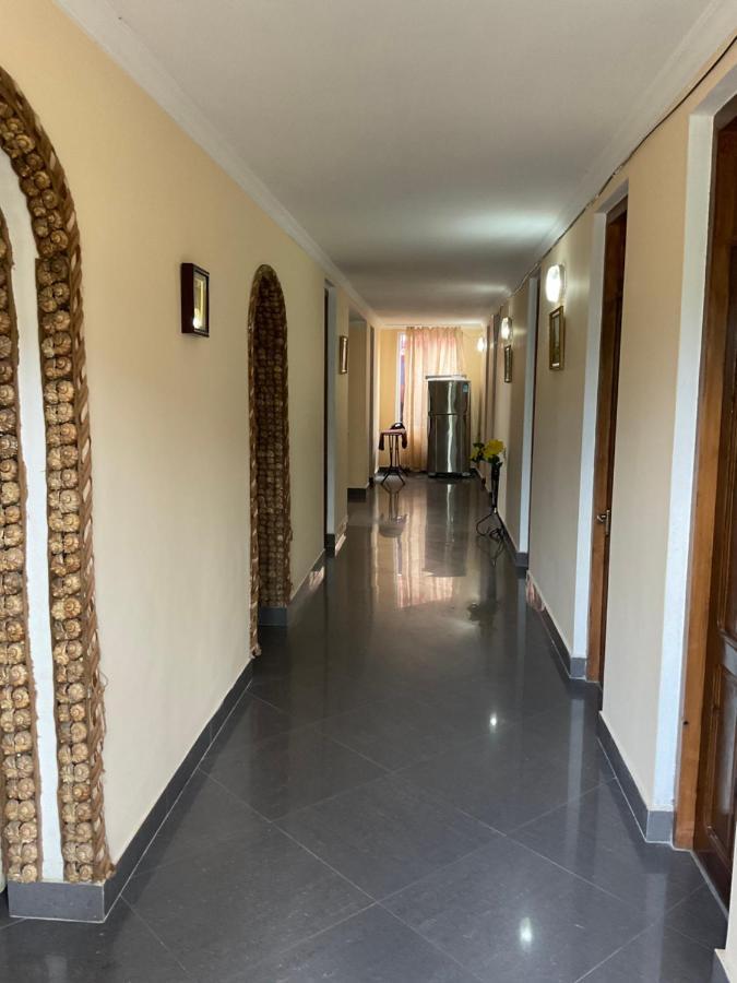 Mimino-Kongo Hotel 乌雷基 外观 照片